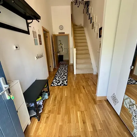 Two Double Bedroom Duplex Flat Apartament