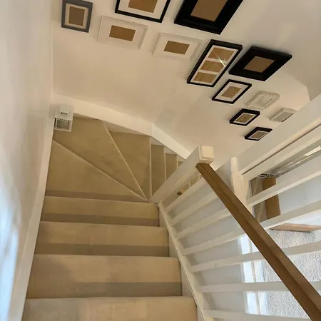 Two Double Bedroom Duplex Flat Apartament