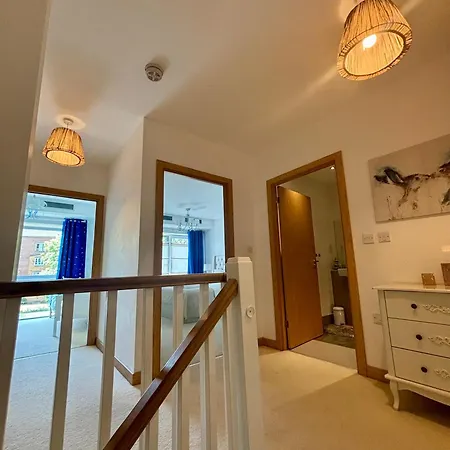 Apartament Two Double Bedroom Duplex Flat Londyn