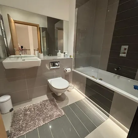 Two Double Bedroom Duplex Flat *