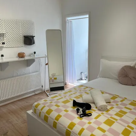 Guest house Lovely In Camden Town-central *