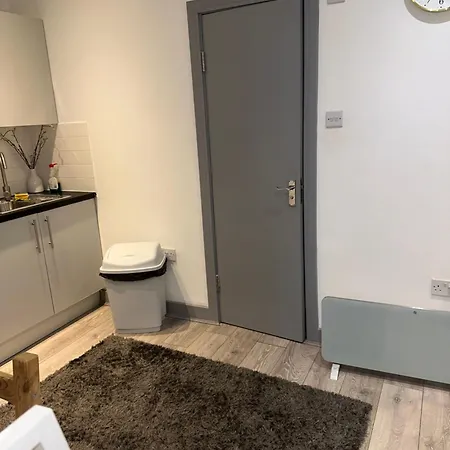 Modern Flat In Romford Havering