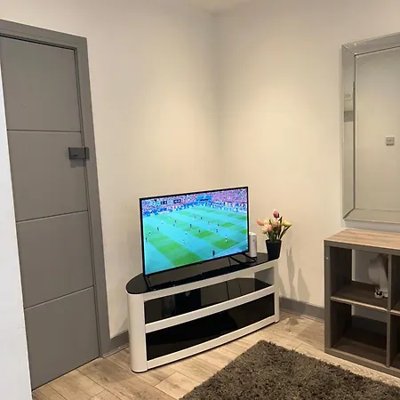 Apartment Modern Flat In Romford