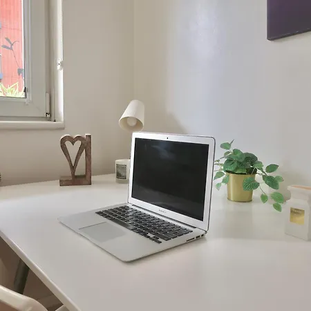 Chic 4-bed In Trendy Clerkenwell W Balcony And Walking Distance To Tube Apartment London