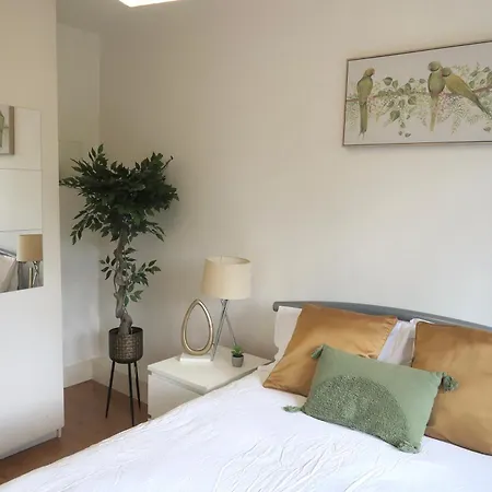 Chic 4-bed In Trendy Clerkenwell W Balcony And Walking Distance To Tube Apartment *