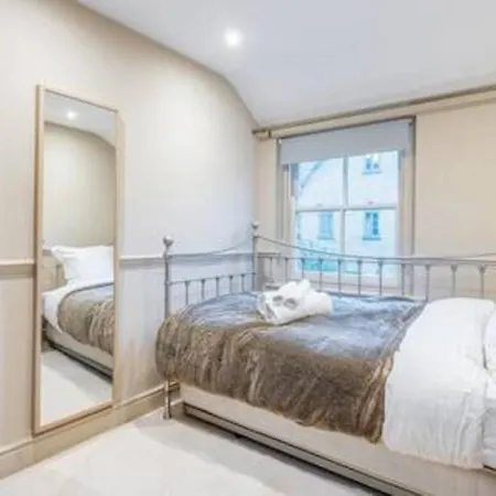 Fabulous Oasis For Unique Experience In Clapham Holiday home *