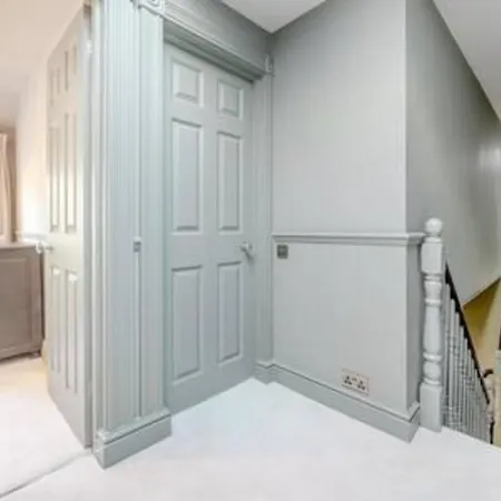 Fabulous Oasis For Unique Experience In Clapham Holiday home London