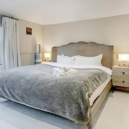 Holiday home Fabulous Oasis For Unique Experience In Clapham