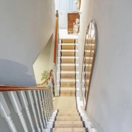 Fabulous Oasis For Unique Experience In Clapham London
