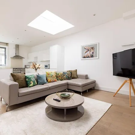 Apartment Wild Roses Serviced - Borough London