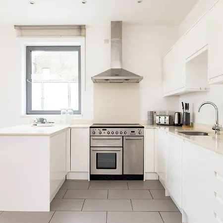 Apartment Wild Roses Serviced - Borough