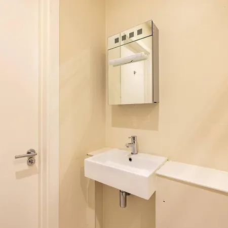 Apartment Wild Roses Serviced - Borough *