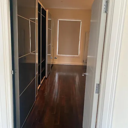 Apartment Luxury House London