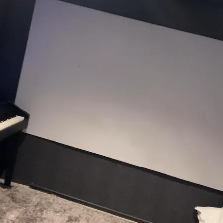 Cinema Guest house Yiewsley
