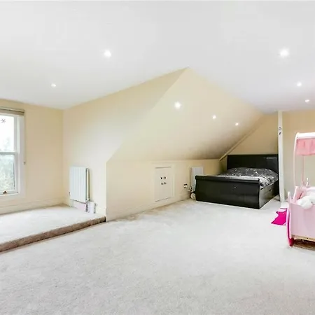 Luxury House London