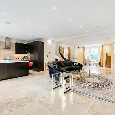 Apartment Luxury House *