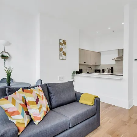 Contemporary Oasis In Paddington * London