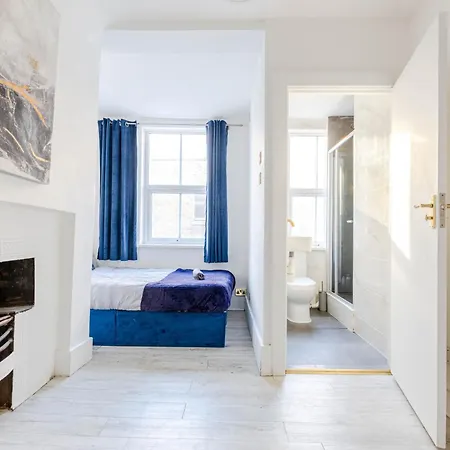 Apartment Hanbury London