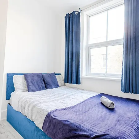 Hanbury Apartment
