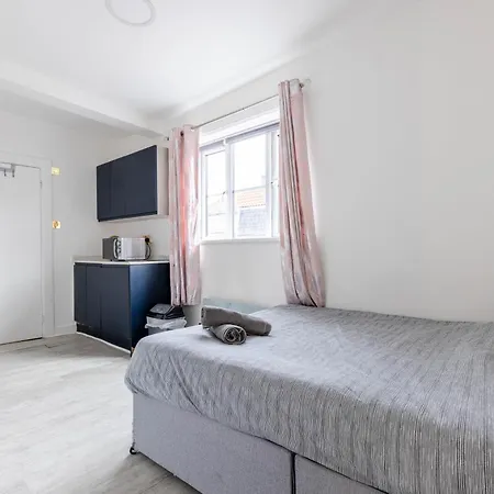 Apartment Hanbury London