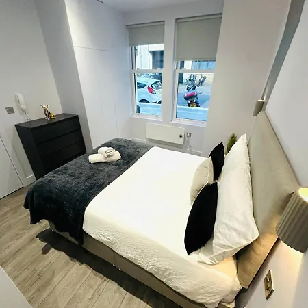Guest house Sw18 Great Location Perfect For Tourist London