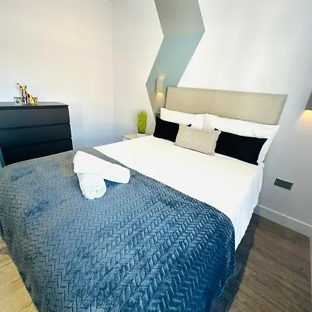 Sw18 Great Location Perfect For Tourist Guest house