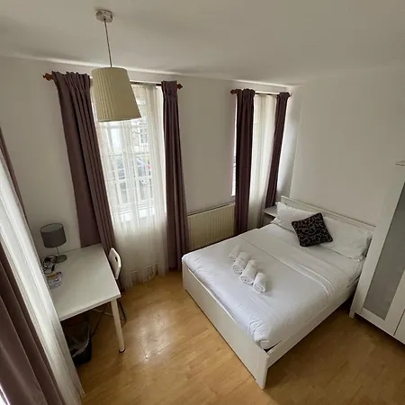 Affittacamere Comfy Private Bedrooms In Heart Of Londra