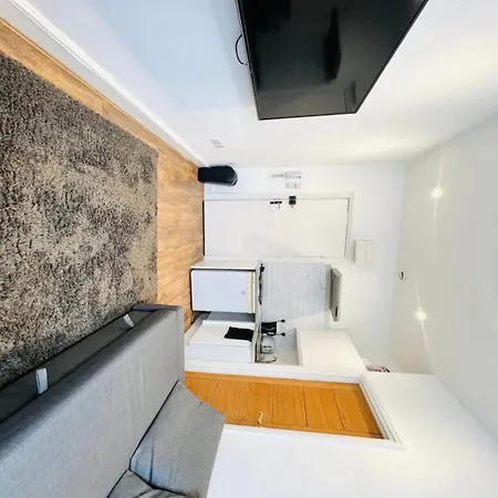 Cozy In Apartment London