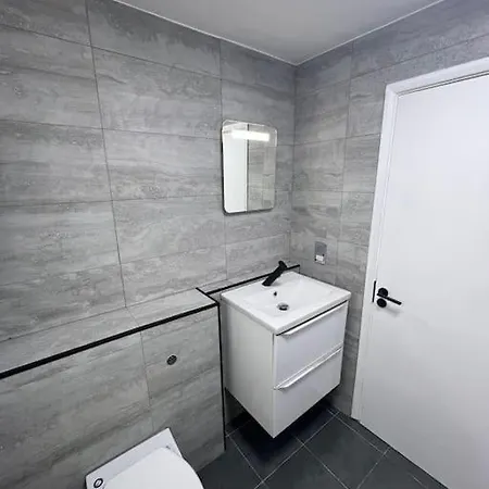 Apartment Stratford 4 Bedroom *