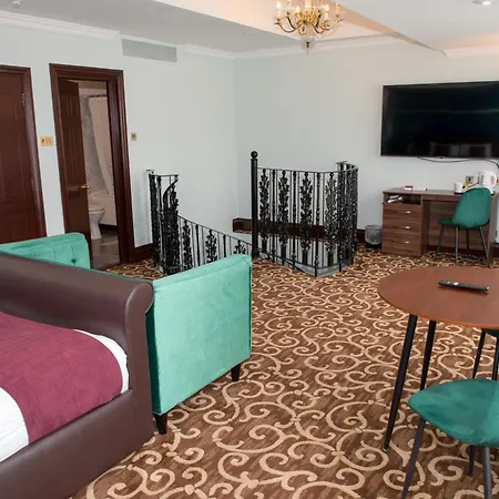 Отель Britannia International Canary Wharf 4*