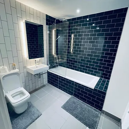 Apartment Ds - Entire 1 Bedroom *