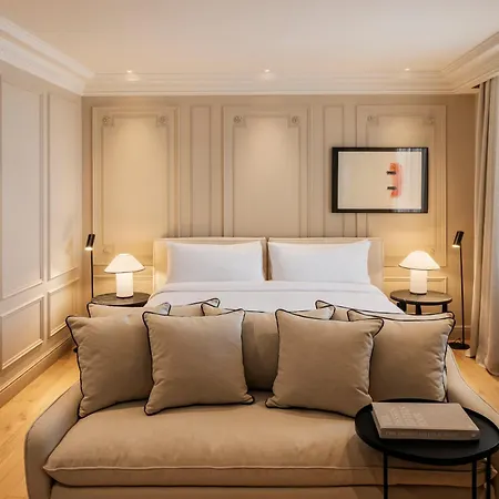 The Caesar Hotel Londra