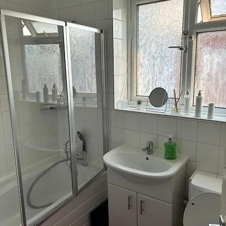 Sariyu Space Barking * Barking (Greater London)