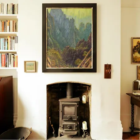 Charming West End In Peaceful Fitzrovia アパート *