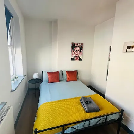 Kilburn Guest London