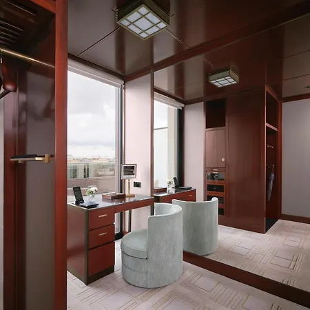 The Peninsula 5*