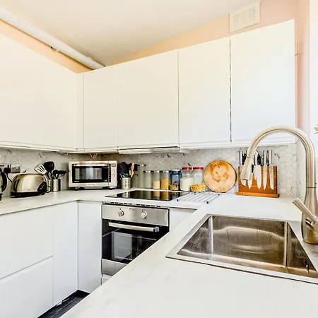 Peaceful 1br Flat, 3min Tube, Nw, Close To Wembley Holiday home
