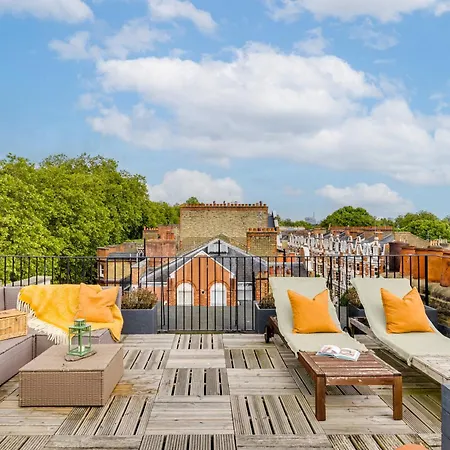 Luana's Stunning Rooftop アパート *