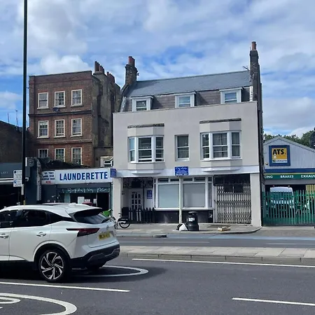 City Lodge London Pensionat 2*