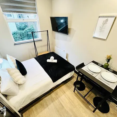 Luxury Flats, Location For Tourists アパート *