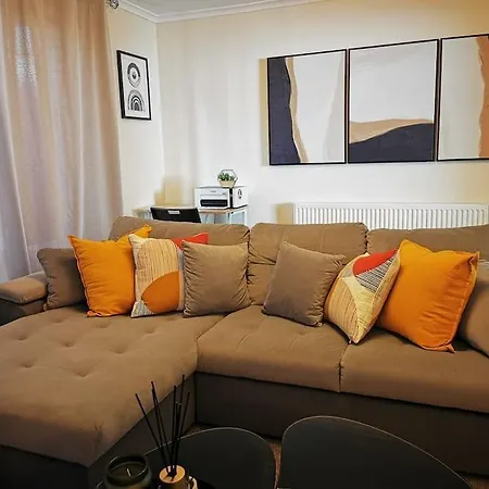 Cozy Near O2 Arena