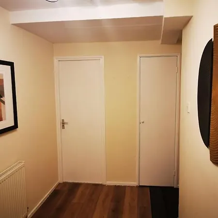 Cozy Near O2 Arena * Londra