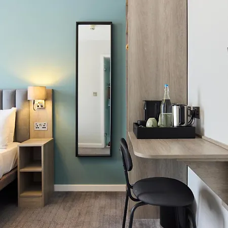 William Hotel 3*