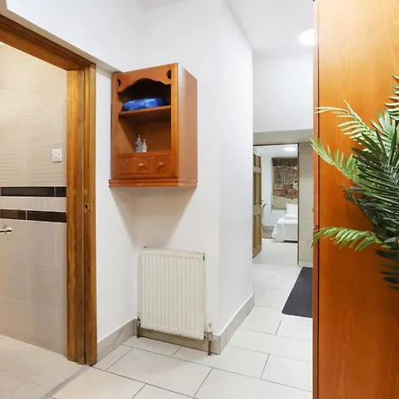 Apartment Spacious 2 Bedroom Flat Near Hyde Park By Beiroom