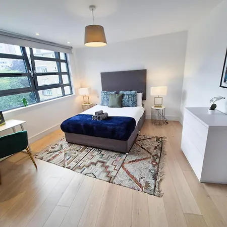 Modern & 3bedroom Flat With Pvt Balcony Steps From Regent's Park