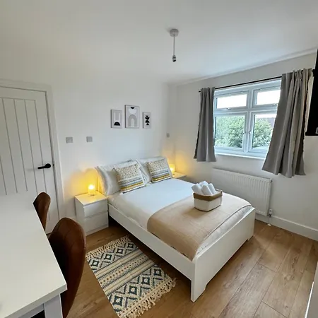 Private In Modern And Stylish House Guest house