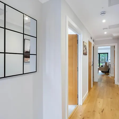 The Concord Modern 1 Bedroom