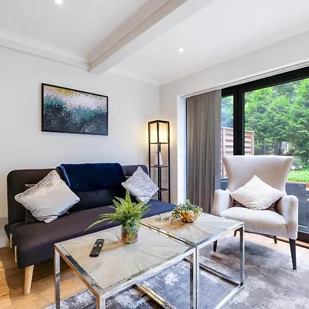 The Concord Modern 1 Bedroom *