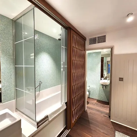 Leicester House Hotel 3*
