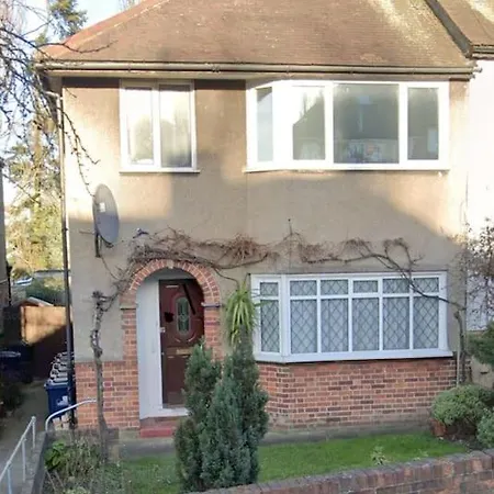 2 Bed, Wembley, Ealing, * London